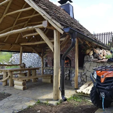 Sapat Sume Villa Ljubos